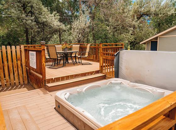 Salida Inn & Monarch Suites is a family friendly hotel in Salida, Colorado (CO)