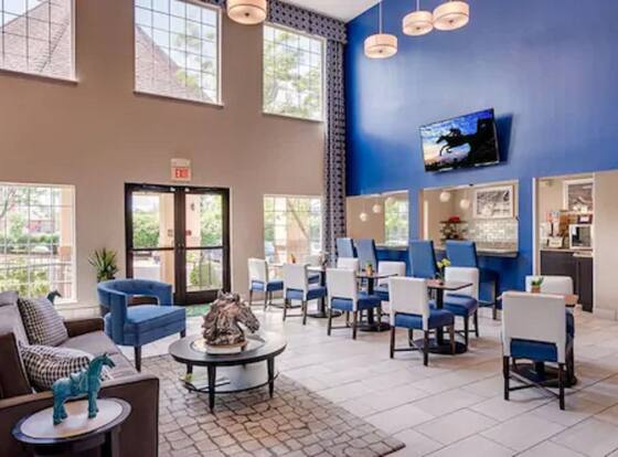 GuestHouse Lexington is a family friendly hotel in Lexington, Kentucky (KY)