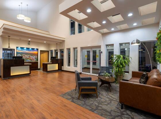Wingate by Wyndham Valdosta/Moody AFB is a family friendly hotel in Valdosta, Georgia (GA)