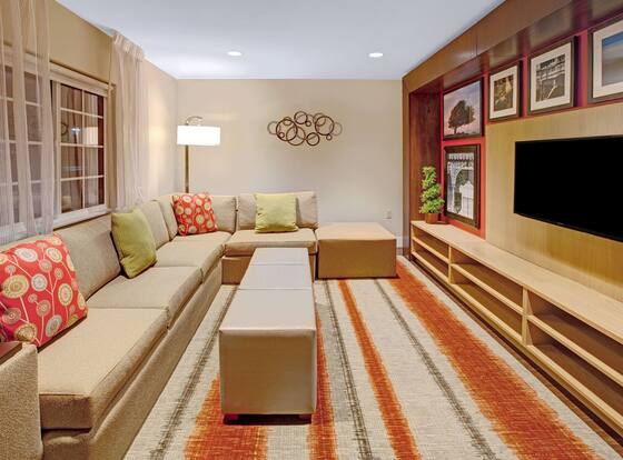 MainStay Suites Northbrook Wheeling is a family friendly hotel in Wheeling, Illinois (IL)