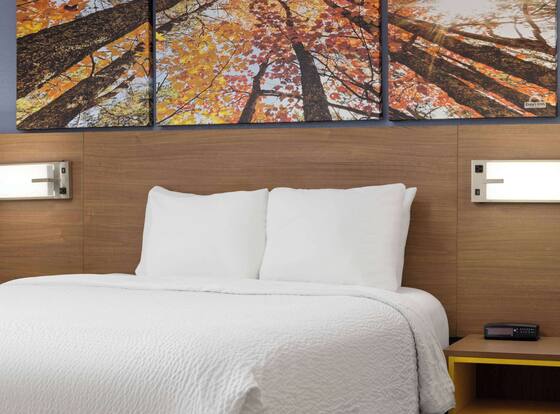 Days Inn & Suites by Wyndham Green Bay WI. is a family friendly hotel in Green Bay, Wisconsin (WI)