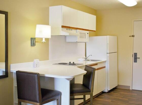 Beachwood Extended Suites is a family friendly hotel in Beachwood, Ohio (OH)