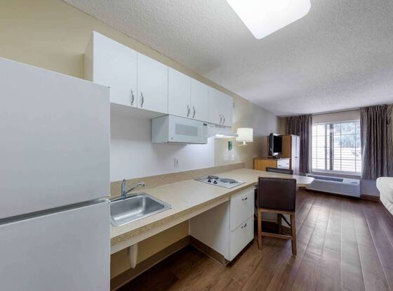 Extended Stay America Suites Los Angeles Glendale is a family friendly hotel in Glendale, California (CA)