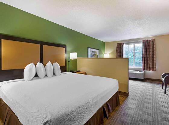 Extended Stay America Suites Washington DC Germantown Town C is a family friendly hotel in Germantown, Maryland (MD)