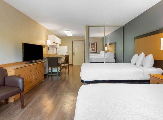 Extended Stay America Suites Hanover Parsippany is a family friendly hotel in Whippany, New Jersey (NJ)