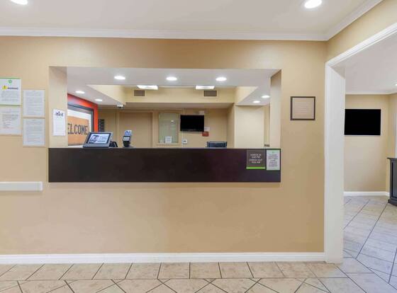 Extended Stay America Suites Los Angeles Torrance Del Amo Ci is a family friendly hotel in Torrance, California (CA)