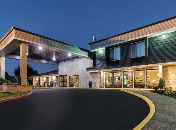 La Quinta Inn & Suites by Wyndham Portland NW is a family friendly hotel in Portland, Oregon (OR)