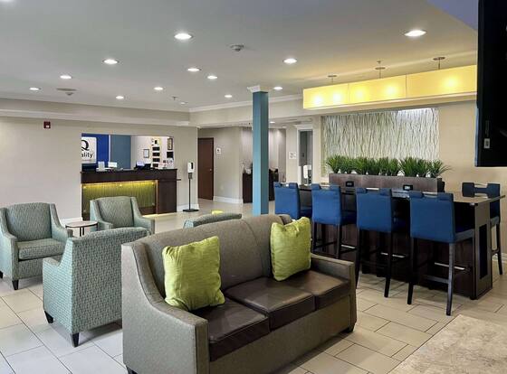Quality Inn And Suites is a family friendly hotel in West Monroe, Louisiana (LA)
