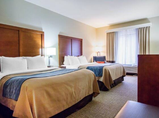 Comfort Inn & Suites Deadwood is a family friendly hotel in Deadwood, South Dakota (SD)