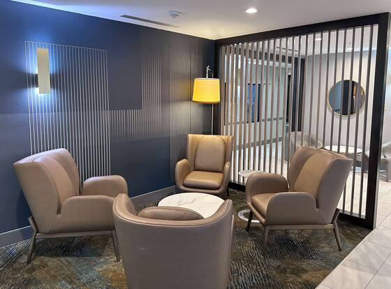 La Quinta Inn & Suites by Wyndham South Bend is a family friendly hotel in South Bend, Indiana (IN)