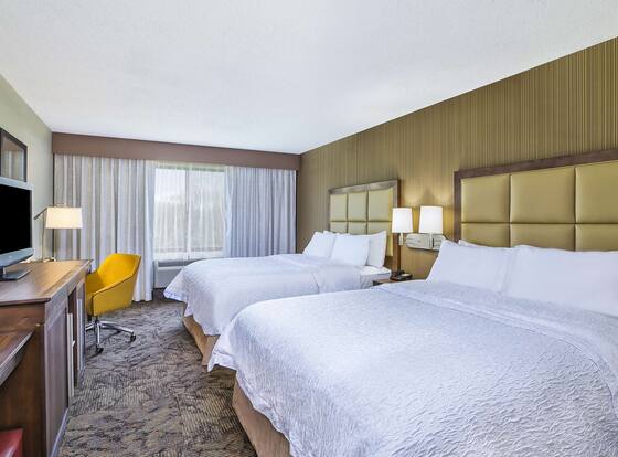 Hampton Inn Hotel Detroit/Belleville-Airport Area is a family friendly hotel in Belleville, Michigan (MI)