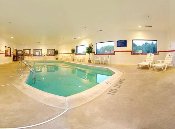 Comfort Inn and Suites is a family friendly hotel in North East, Maryland (MD)