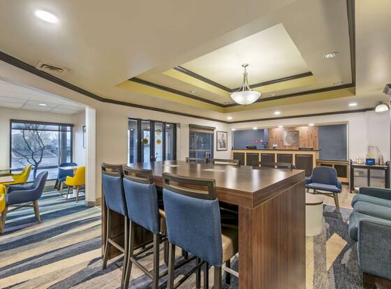 Comfort Inn Airport Turfway Road is a family friendly hotel in Florence, Kentucky (KY)