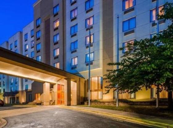 BWI Suites is a family friendly hotel in Baltimore, Maryland (MD)