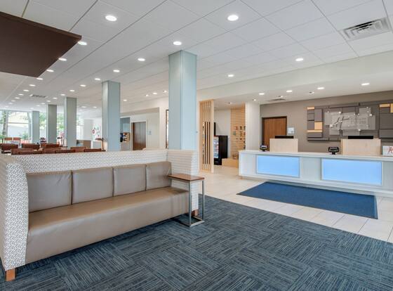 Holiday Inn Express & Suites Moundsville by IHG is a family friendly hotel in Moundsville, West Virginia (WV)