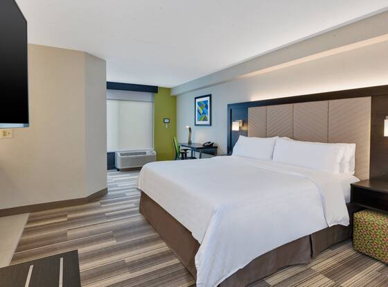 Holiday Inn Express & Suites Blacksburg - University Area by IHG is a family friendly hotel in Blacksburg, Virginia (VA)