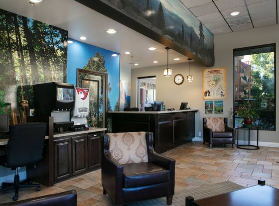 Best Western Plus Yosemite Way Station Motel is a family friendly hotel in Mariposa, California (CA)