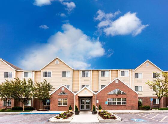 Microtel Inn & Suites by Wyndham Salt Lake City Airport is a family friendly hotel in Salt Lake City, Utah (UT)