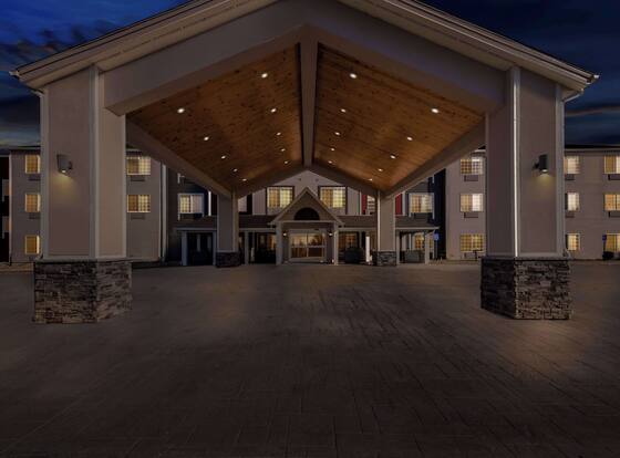 Best Western Worlds of Fun Inn & Suites is a family friendly hotel in Kansas City, Missouri (MO)