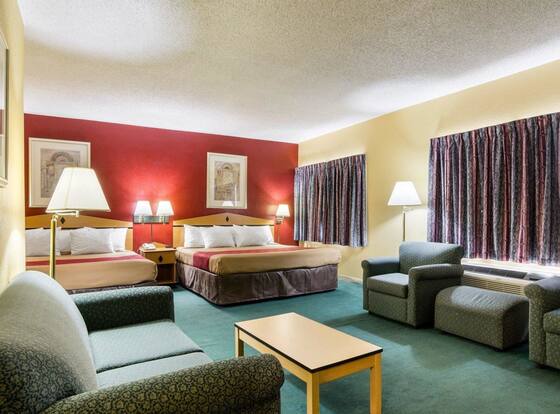 Meadow Acres Inn is a family friendly hotel in Topeka, Kansas (KS)