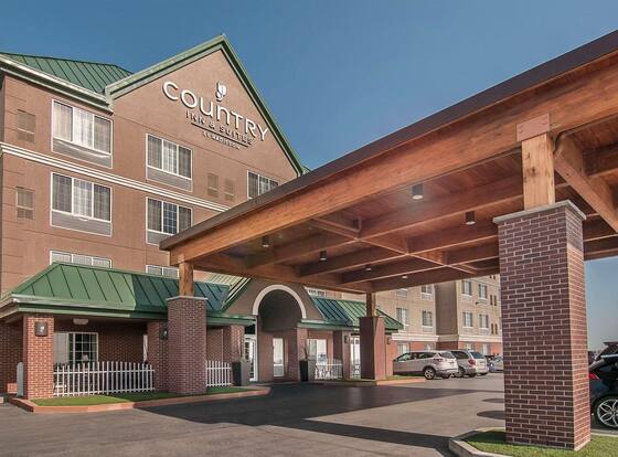 Country Inn & Suites by Radisson, Rapid City, SD is a family friendly hotel in Rapid City, South Dakota (SD)