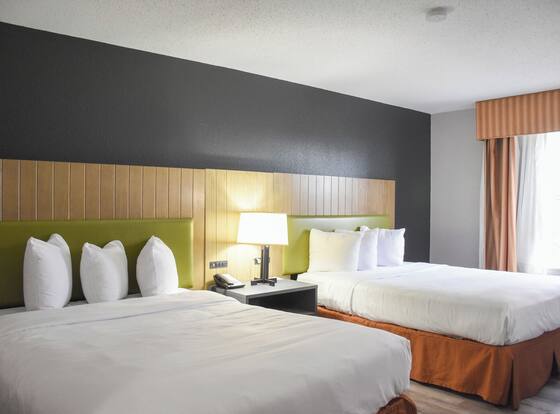 Country Inn & Suites by Radisson, Bloomington-Normal West, IL is a family friendly hotel in Bloomington, Illinois (IL)