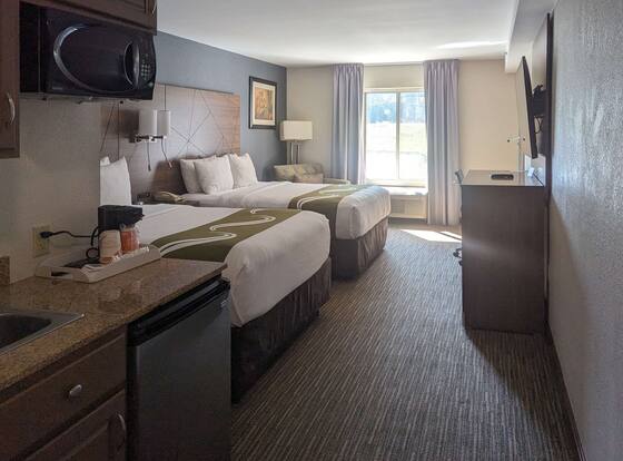 Quality Inn & Suites Northampton - Amherst is a family friendly hotel in Northampton, Massachusetts (MA)