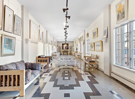 Kachina Lodge is a family friendly hotel in Taos, New Mexico (NM)