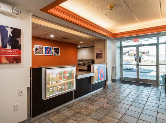 Motel 6 Newport, TN is a family friendly hotel in Newport, Tennessee (TN)