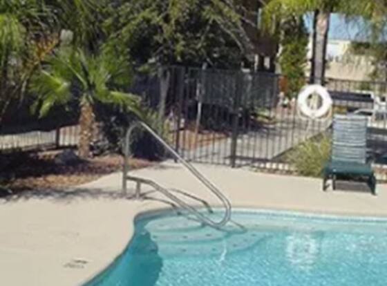 Catalina Inn is a family friendly hotel in Saddlebrooke, Arizona (AZ)