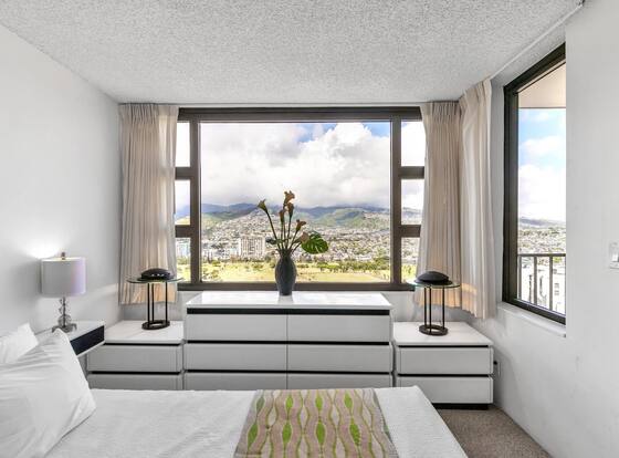 21st Floor Condo With View of Ko'olau Mountains and the Ala Wai Canal by Koko Resort Vacation Rentals is a family friendly hotel in Honolulu, Hawaii (HI)