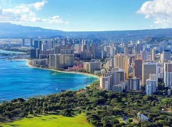 Deluxe Garden View Waikiki Banyan, Free Parking by Koko Resort Vacation Rentals is a family friendly hotel in Honolulu, Hawaii (HI)