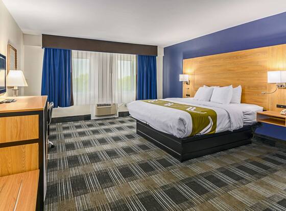 Quality Inn is a family friendly hotel in Buzzards Bay, Massachusetts (MA)