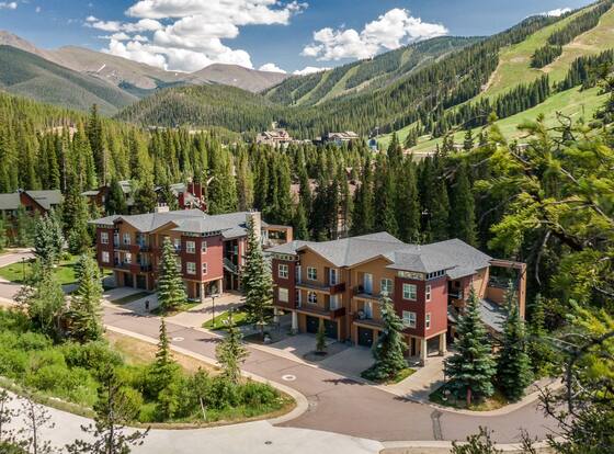 Trademark Condo Short Walk to Shuttle by RedAwning is a family friendly hotel in Winter Park, Colorado (CO)