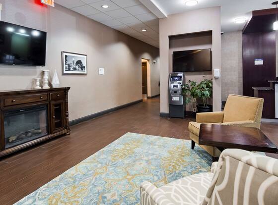 Best Western Plus Lee's Summit Hotel & Suites is a family friendly hotel in Lee's Summit, Missouri (MO)