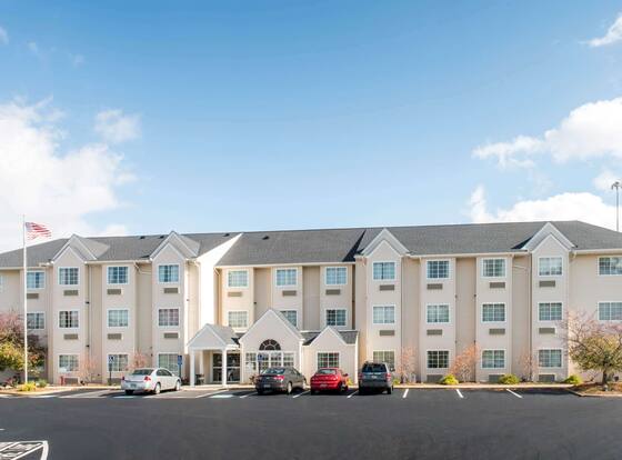 Microtel Inn & Suites by Wyndham North Canton is a family friendly hotel in North Canton, Ohio (OH)