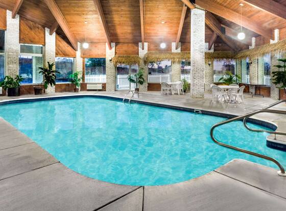 Days Inn by Wyndham Jackson is a family friendly hotel in Jackson, Ohio (OH)