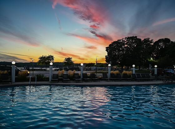 Harbor Shores on Lake Geneva is a family friendly hotel in Lake Geneva, Wisconsin (WI)