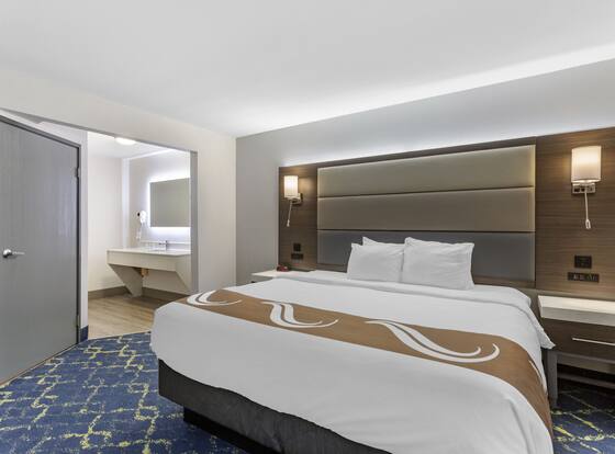 Quality Inn Murfreesboro - University Area is a family friendly hotel in Murfreesboro, Tennessee (TN)