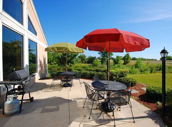Comfort Inn & Suites Jackson - West Bend is a family friendly hotel in Jackson, Wisconsin (WI)
