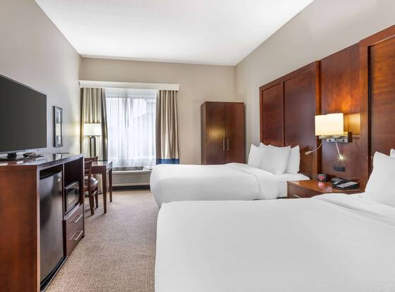 Comfort Inn & Suites Conway is a family friendly hotel in Conway, Arkansas (AR)