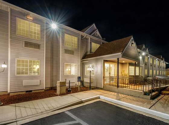 Quality Inn & Suites near NAS Fallon is a family friendly hotel in Fallon, Nevada (NV)