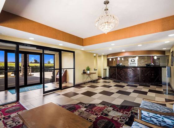 Quality Inn is a family friendly hotel in Des Moines, Iowa (IA)