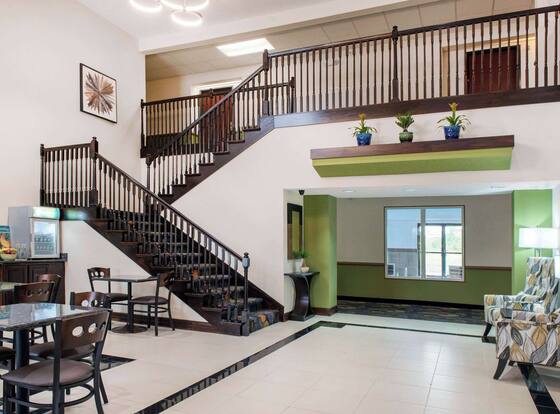 Quality Inn & Suites Anderson I-69 is a family friendly hotel in Anderson, Indiana (IN)
