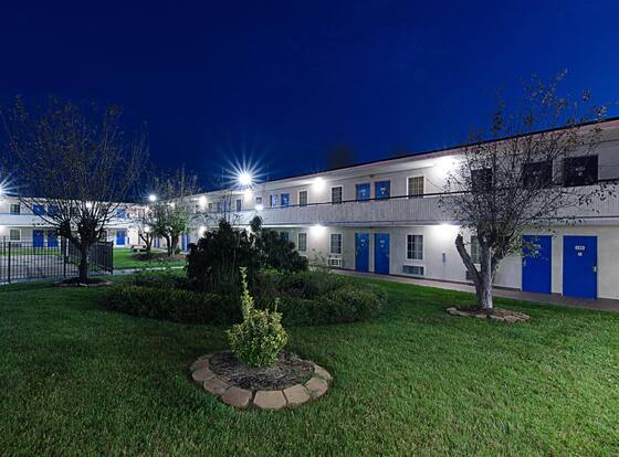 Motel 6 Staunton, VA is a family friendly hotel in Staunton, Virginia (VA)