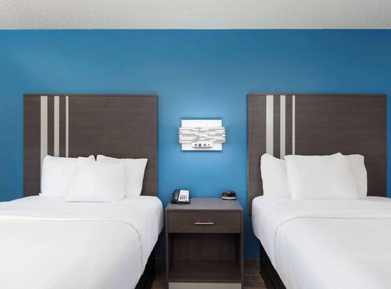 Baymont by Wyndham Selma is a family friendly hotel in Selma, Alabama (AL)