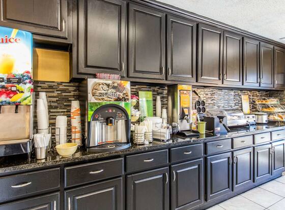 Quality Inn Bessemer I-20 exit 108 is a family friendly hotel in Bessemer, Alabama (AL)