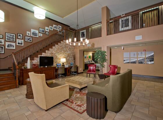Russell Inn & Suites is a family friendly hotel in Starkville, Mississippi (MS)
