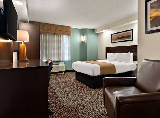 Quality Inn Memphis Northeast near I-40 is a family friendly hotel in Memphis, Tennessee (TN)