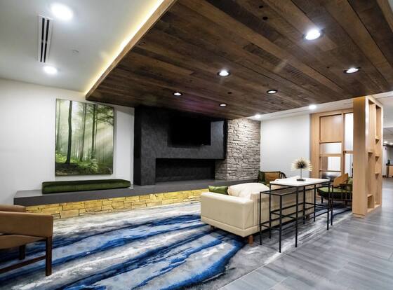 Fairfield Inn & Suites by Marriott Louisville Airport is a family friendly hotel in Louisville, Kentucky (KY)